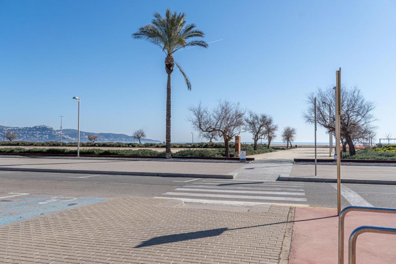 Apart-Rent Apartamento Mirablau 0085 Empuriabrava Kültér fotó